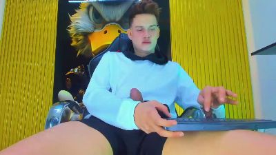 Shadowhunters_ webcam model stream image