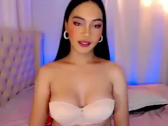 Auspicious-Charm webcam model stream image