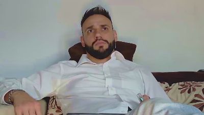 master_roberto webcam model stream image