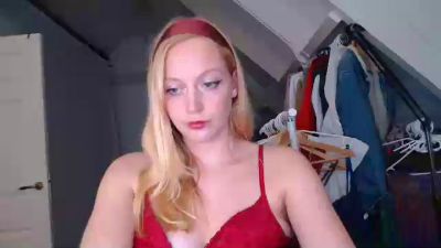 lucyelena webcam model stream image