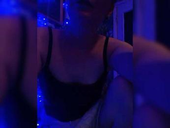 Marina1997-a webcam model stream image