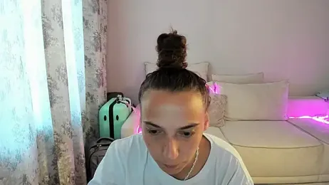 AnnaMized webcam model stream image