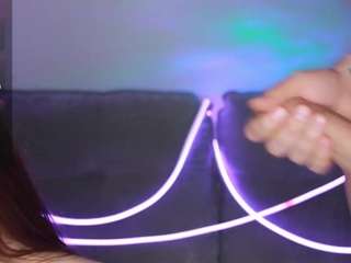 evahotlu webcam model stream image
