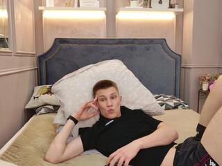 Felix Lost webcam model stream image