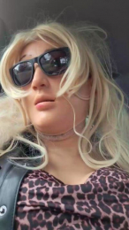 devbiwhore23701 webcam model stream image