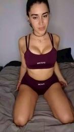 Memiii04 webcam model stream image