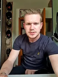 Playbunniboy webcam model stream image