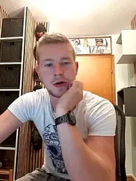 Playbunniboy webcam model stream image