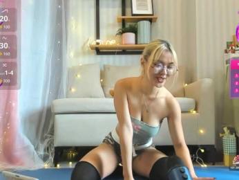 AlissaSky webcam model stream image