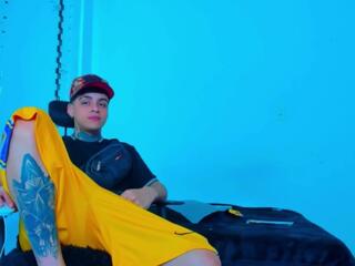 Maxx Williamm &amp; John Sally webcam model stream image