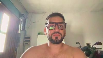 chrisvo2 webcam model stream image