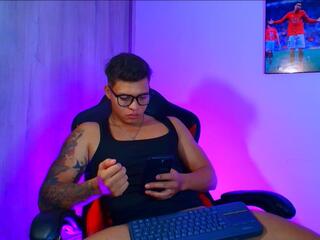 Evan Greey webcam model stream image