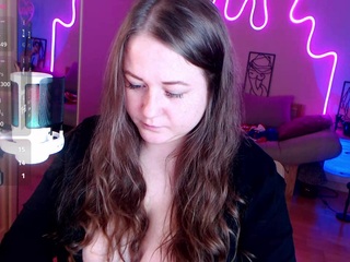 Lizzy Shine webcam model stream image