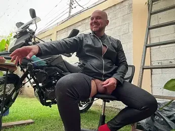 Neil_and_isaac webcam stripchat model stream image