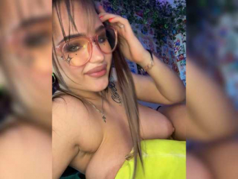 Bamb1-boobs webcam model stream image