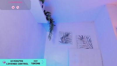 Twinkie_Alex18 webcam model stream image