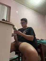 NovinhoSafado18 webcam model stream image