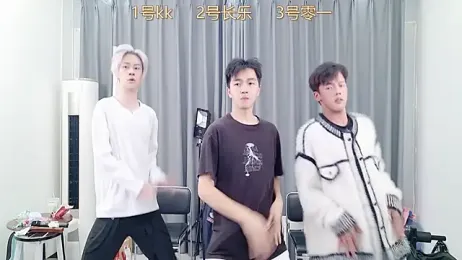 QYBOYS_003 webcam model stream image