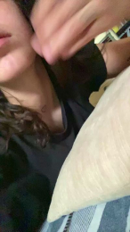 Clowde webcam model stream image
