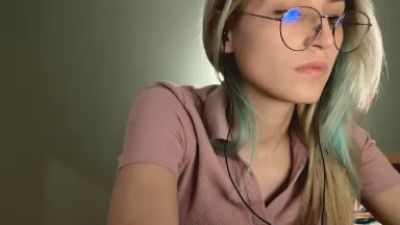 KarenaReinhart webcam model stream image