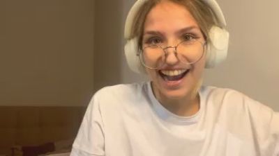 KarenaReinhart webcam model stream image