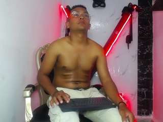 pleasure-milk webcam model stream image