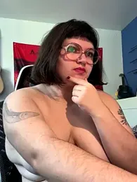 _dwhorekin_ webcam model stream image
