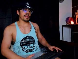 Mioh webcam model stream image