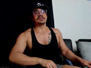 Mioh webcam model stream image