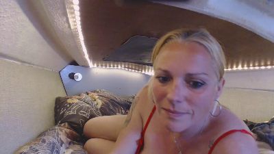 Doucelouve9 webcam model stream image