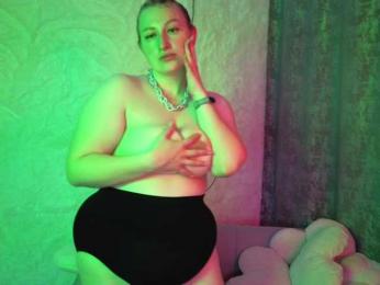 hornywood webcam model stream image