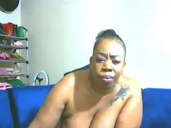 crystalbxx webcam stripchat model stream image