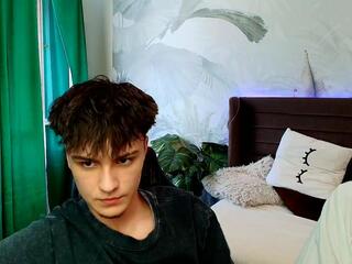 Eryk Adams webcam model stream image