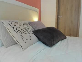 winonaa__ webcam model stream image