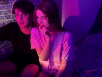 fetchingcouplee webcam model stream image