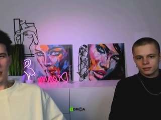 leo-valor webcam model stream image