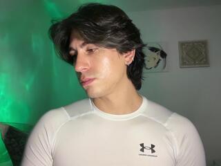 Travis Thunder webcam model stream image