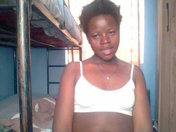 I-WANNA-PLEASE-U webcam bongacams model stream image