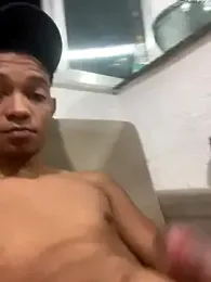 Novinho_sb7 webcam model stream image