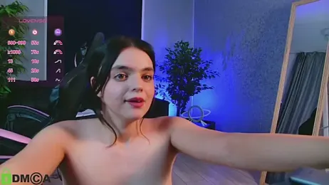 SidneyPuff webcam model stream image