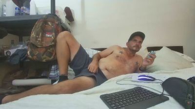 R_malcom webcam model stream image
