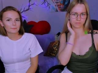 baby-joy webcam model stream image