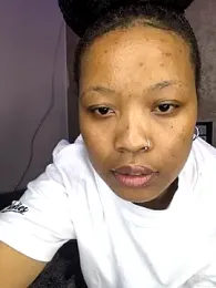 Doja_Peach webcam model stream image