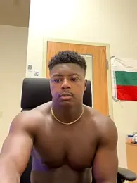 BighomieQuez webcam model stream image