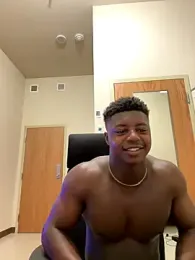 BighomieQuez webcam model stream image