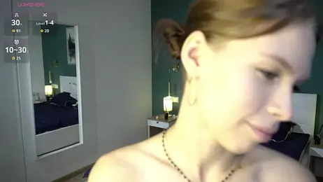 KyraConze webcam stripchat model stream image