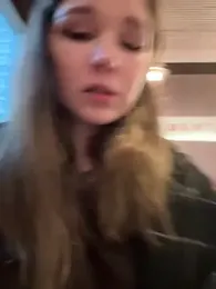 PumaShyXD webcam model stream image