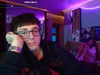 8_goat webcam model stream image