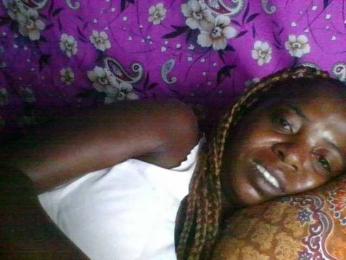 Christina-2 webcam model stream image