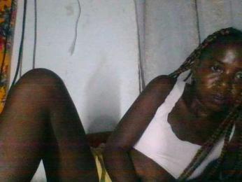 Christina-2 webcam model stream image